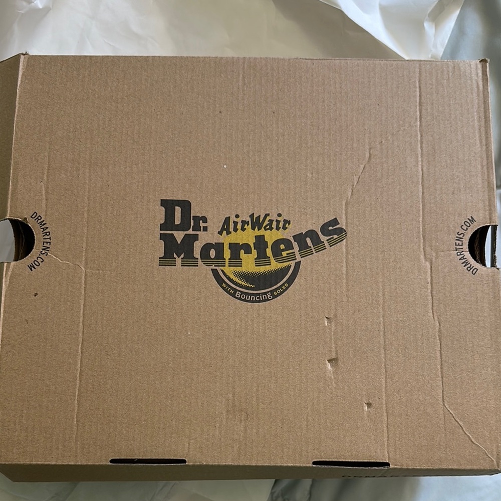 Dr. Martens Fuchsia Ankle Boots 5 - Picture 16 of 16